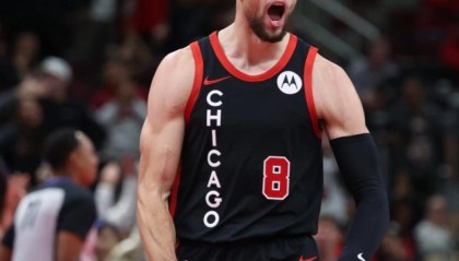 九游入口-得加钱？拉文新年至今连续6场30+ 三分准头创新高