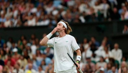 九游体育-卢布列夫：每次输球后都感觉自己快死了，阿卡分享心理疗愈经验