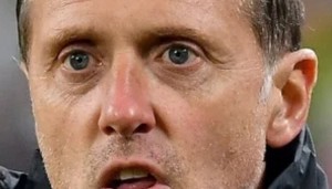 记者：佩尔图西奥将重返尤文一线队，担任体能教练