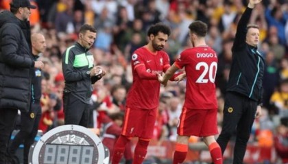 九游体育-IFAB大会将对足球规则微调 单场换5人或永久化