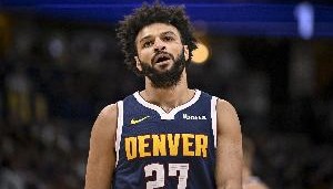 力战难救主！贾马尔-穆雷22中11空砍全队最高28分 外加5板7助